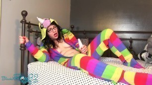 Cozy Costume Cum- Solo Big Booty MILF Masturbates Hard with her Vibrator