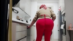 Stepson lusts after stepmom's curvy derriere